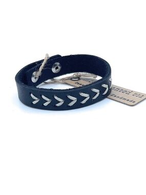 Black Leather Sewn Arrow Western Bracelet NEW